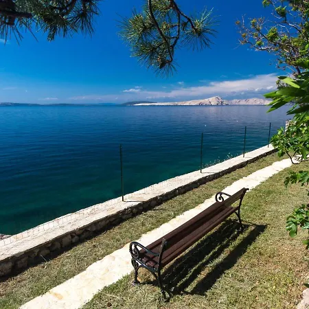 Apartman Starigrad-4 By Interhome *