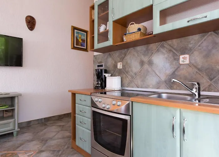 Starigrad-4 By Interhome Starigrad