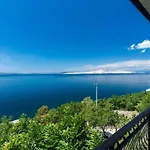 Appartamento Starigrad-4 By Interhome
