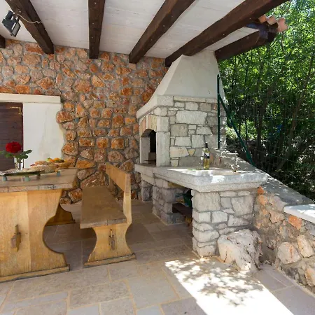 Apartmán Starigrad-4 By Interhome