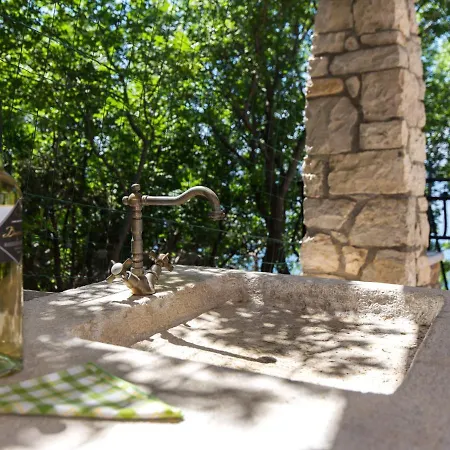 Apartmán Starigrad-4 By Interhome